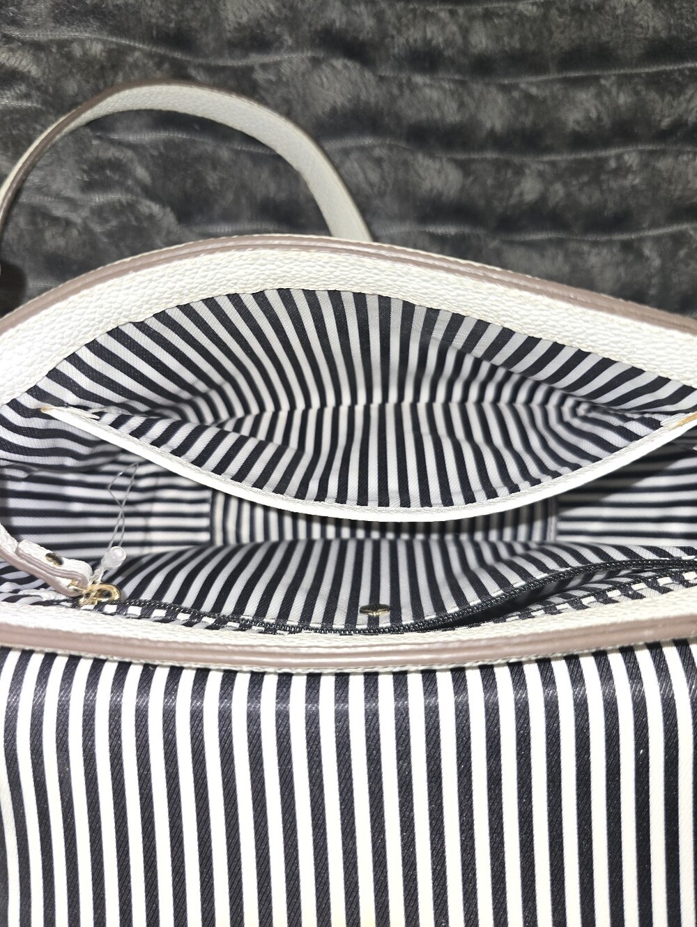 Kate Spade Orchard Street Penelope White Pebbled Leather Crossbody Bag EUC - Picture 16 of 16